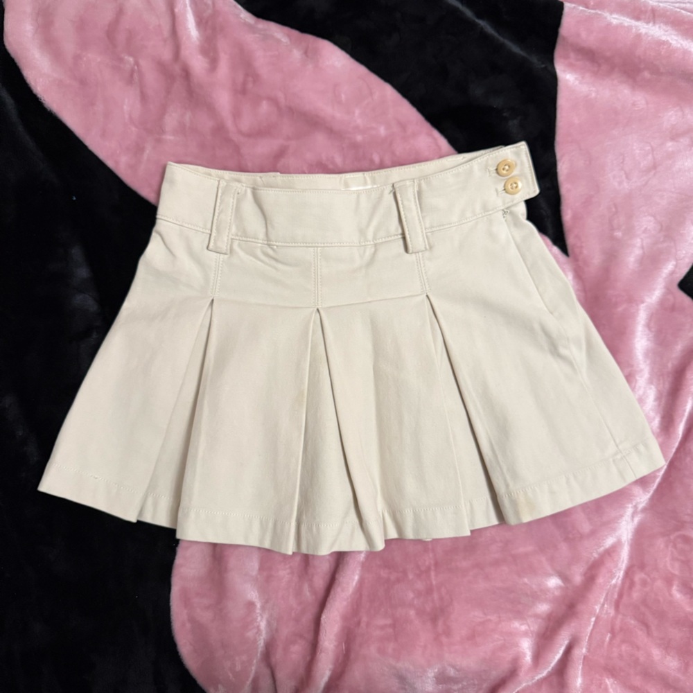 Wilfred Free Cream Pleated Skirt